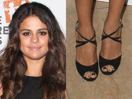 In 2007, however, christina's feet increased by two sizes when she was pregnant with her first child, max liron. Emma Watson Feet Wiki Emma Watson Age