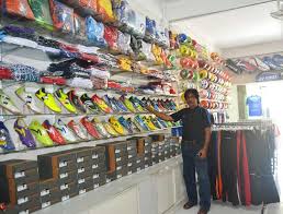 Pasalnya, sepatu bola satu ini akan membuat kakimu dapat bergerak dengan nyaman dan merasakan tiap tendanganmu ke bola. Peralatan Olah Raga Harga Terjangkau Di Istana Sport