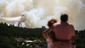 O incêndio teve início por volta das 13 horas no dia 3 de agosto e foi parcialmente dominado na manhã do dia 10 de agosto. Portugal Luta Para Conter Incendio No Algarve Istoe Independente