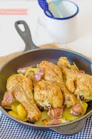 Probablemente, el muslo de pollo es la parte más deliciosa de este animal. Muslos De Pollo Al Horno Tiernos Y Sabrosos Pequerecetas