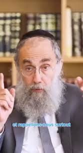 L'école des parents : l'enfant et le vêtement. Rav Elie Lemmel