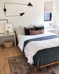 15 Ideas For Filling The Empty Space Above Your Bed Master Bedrooms Decor Urban Outfiters Bedroom Luxurious Bedrooms