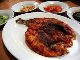 Resep masak ikan jaer dengan mangga muda. Kedai Mancing Aduh Sedapnya Ikan Kuwe Bakar Sambal Mangga Gaya Makassar