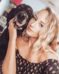 Blanca Sharp's Instagram, Twitter & Facebook