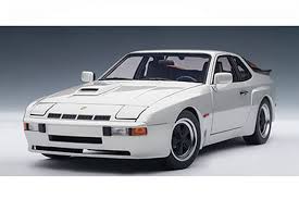 The porsche 924 is a sports car produced by audi in neckarsulm on behalf of porsche ag of germany from 1976 to 1988. Autoart Porsche 924 Carrera Gt 1980 Diamond Silver 78002 Modelcar Com
