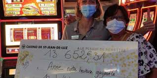 Gardes de nuit (service à guichet fermé). Saint Jean De Luz Les Jackpots S Enchainent Au Casino