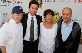 Actor mark wahlberg went from rapper to actor as he rose to fame in hollywood from lead roles in films such as boogie nights. Alma Wahlberg Star Of Wahlburgers And Mom To Mark And Donnie Dies At 78