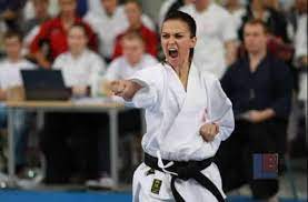 Another top striker, robert lewandowski, distinguished himself with goals. Robert Lewandowski Kindheit Geschichte Plus Untold Biographie Fakten