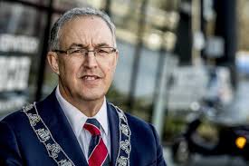 Burgemeester ahmed aboutaleb is op 5 januari 2021 aan zijn derde ambtstermijn begonnen. Burgemeester Aboutaleb Raadsleden Grote Steden Onderbetaald Rotterdam Ad Nl