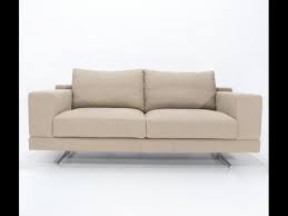 Con i nostri divani lineari, le dimensioni non sono più un problema. Divano Montreal 2 Posti Pelle O Tessuto
