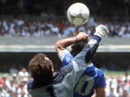 El partido de la mano de dios y del gol del siglo, firmas de diego maradona. Diego Armando Maradona Quien Le Puso La Mano De Dios Al Gol Del Pelusa En Mexico 86 Soy Futbol
