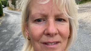 Becky Booth Art (beckycbr1508)」のプロフィール｜Pinterest