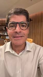 Muito obrigado, meu amigo @acmnetooficial por todo o seu carinho com a  nossa cidade! Seguimos juntos, trabalhando pelo desenvolvimento da nossa  Bahia e da capital do Recôncavo! 🤝🏾🚀, #GenivalDeolino ...