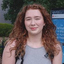 Nicole Hollenbeck's Instagram, Twitter & Facebook