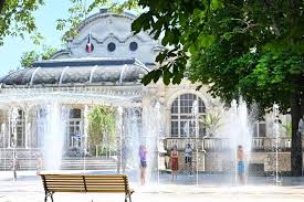 Vichy: La France Profonde Révèle-t-elle les Attentes des Français? - Imagen principal del artículo