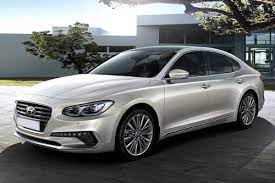 Exclusiveness begins with radical modern styling that radiates sensuous sportiness, hyundai's design identity. Hyundai Azera 2021 Price In Uae Reviews Specs August Offers Zigwheels