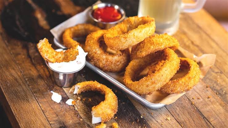 9 Twin Peaks Menu Items To Try And 4 You Should Avoid, According To  Customers