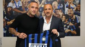 Radja nainggolan is a belgian professional footballer who plays as a midfielder for italian club inter milan. Radja Nainggolan Roma Midfielder Joins Inter In 33m Swap Deal Bbc Sport