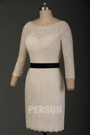 Robe courte patineuse avec dentelle décolleté plongeant dos nu. Robe De Soiree Dos Nu Courte Pas Cher Robedesoireecourte Fr