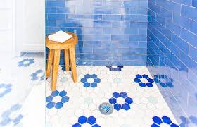 The ice flower random sized marble mosaic tile in gray uses premium marble to create elegant patterns for a modern interior. Blue White Flower Pattern Tile Mercury Mosaics