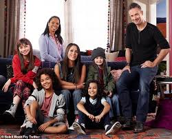 Soleil moon frye and freddie prinze jr. Punky Brewster S Soleil Moon Frye Announces The Premiere Of Her Rebooted Series In First Look Photo Daily Mail Online