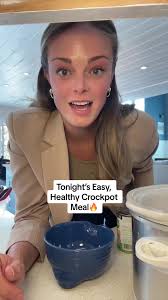 Girl Who Makes Food in A Tiny Crockpot at Work