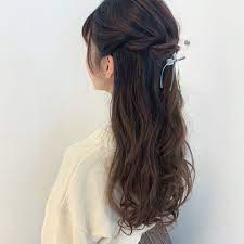 senga nao on instagram ゆるふわハーフアップ リボンは2本を重ねてつけてます point ハーフアップにした毛を後から 強めに巻くと横から見た時に可愛くなります スーパーロングの場合 毛先に厚みがなく ハ 美髪 スーパーロング ヘア