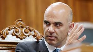 Blick.ch bietet ihnen aktuelle nachrichten und analysen zum thema. Le Socialiste Alain Berset Veut Agir Avec Fermete Et Rapidite Contre Le Racisme Des Suisses La Diversite Est Une Richesse Pour La Suisse Les Observateurs