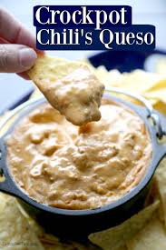 Easy Crockpot Copycat Chili S Queso Recipe In 2020 Crockpot Recipes Slow Cooker Dip Recipes Appetizers Dip Recipes Crockpot