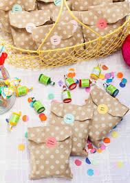 Goodie Bag Ideas For Kids Birthday Party 10 Kids Party Favour Ideas Tinyme Blog Confetti Birthday Party Confetti Party Kid Party Favors