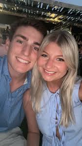 Destin Davis and Davis Hawk's Wedding Website