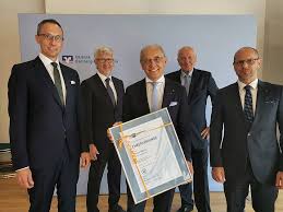Jede gruppe zahlen und buchstaben enthält informationen über die bankfiliale. Genogramm Genossenschaftliche Personalien Im August 2021 Profil Magazin