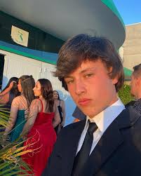 𝖌𝖆𝖇𝖗𝖎𝖊𝖑 𝖇𝖆𝖈𝖈𝖆𝖗𝖎𝖓 (@gabriel_baccarin_) • Instagram photos and  videos