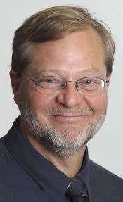 Michigan paper names new business editor