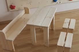 Der massive kindertisch hat fest montierte bänken und ist für garten oder wohnung geeignet. Fsc Kindersitzgruppe Kindertisch Mit Kinderbank Und Hocker Massivholz Spielturm Aus Holz Fur Den Garten Kaufen