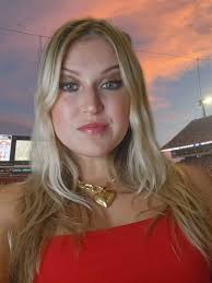 UT Austin Sorority Recruitment Outfits Review