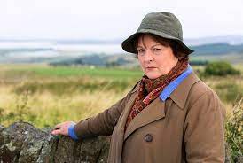 Chief inspector vera stanhope investigates murders in north east england. Vera Itv Britbox Drama Renewed For Season 11 Tca Deadline