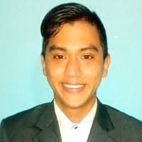 Elliot Reyes's Instagram, Twitter & Facebook