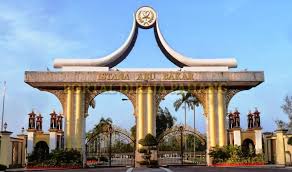 Objek wisata populer apa yang dekat hotel hotel istana kuala lumpur city centre? Istana Pahang Tunggu Laporan Siasatan Polis Buru Dalang
