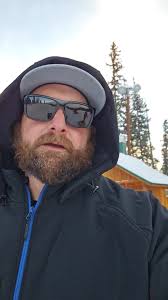 Brady Dickerson (@b_a_d_daddy)