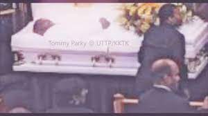 A mentally unstable veteran works as a nighttime taxi driver in new york city, where the perceived decadence and sleaze fuels his urge for violent action by attempting to liberate a presidential campaign worker and an underage prostitute. Terrence Clarke Funeral Service Open Casket Youtube