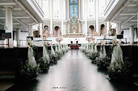 Kesederhanaaan dalam sebuah dekorasi untuk pelaminan bisa tergambar dari contoh di atas. Pontianak Wedding Decoration And Surroundings Simplicity Com