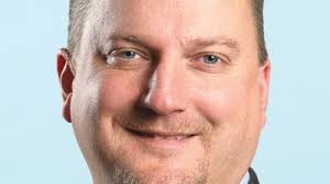 School Board elects new chairman