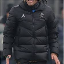 Découvrez nos doudounes pour homme, légères et confortables elles vous protégent du froid, même le plus extrême. Personnalises Paris Saint Germain Homme Veste De Foot Pas Cher 30 Maillotparis