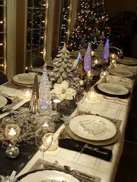 From gold decorations to tasteful centerpieces, it'll be an unforgettable holiday dinner. Christmas Christmas Centerpieces Christmas Table Settings Christmas Tablescapes