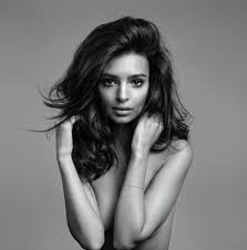 Daily Delight Emily Ratajkowski For Kerastase
