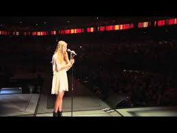 Video emma (the voice kids) balance sur matthieu delormeau dans tpmp. 11 Ideeen Over Emma Bale Emma Balemans Muziek Beroemdheden Zangeressen