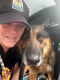 Bought some early Christmas presents for myself today. Great days ahead!  Magnus the dog is less amused ❤️