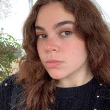 Amsterdam accommodation for 25-year-old woman in April-May