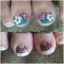 4 uñas decoradas con diseños de mándalas. Pin De Yakary En Unas Eli Arte De Unas De Pies Unas Manos Y Pies Unas De Los Pies Pintadas